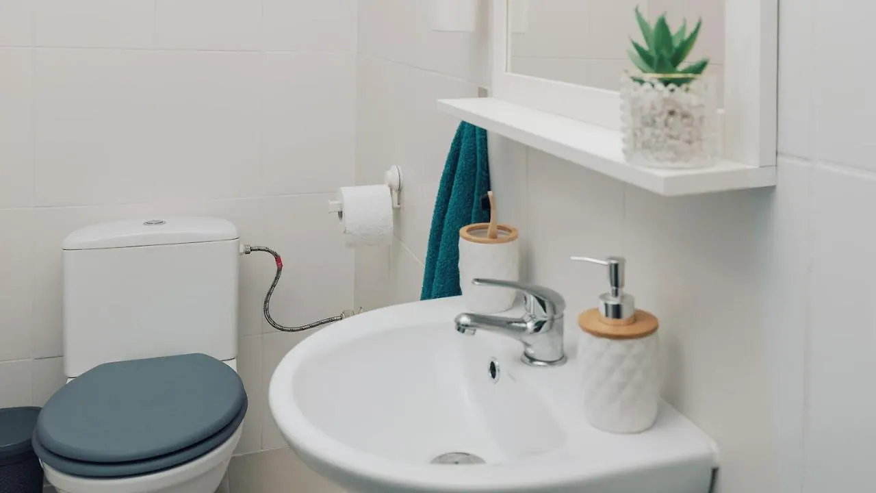 公寓 5 Min To Citycenter - House & Garden - Netflix, Playstation & Wifi 索菲亞 保加利亚