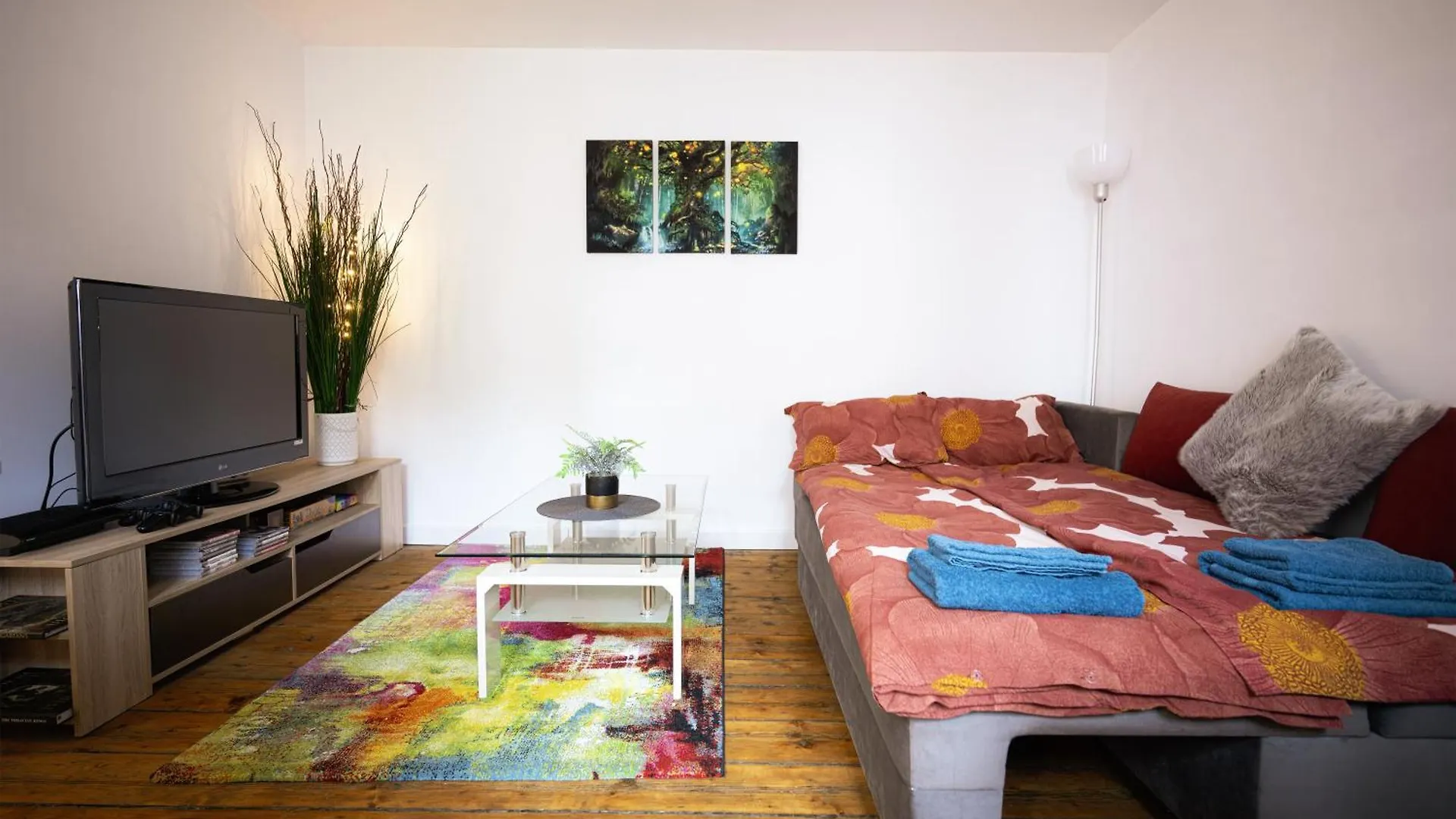 아파트 5 Min To Citycenter - House & Garden - Netflix, Playstation & Wifi 소피아